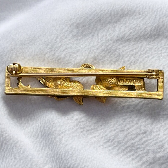 1981 "Gilded Glory" AVON Brooch - Picture 2 of 2